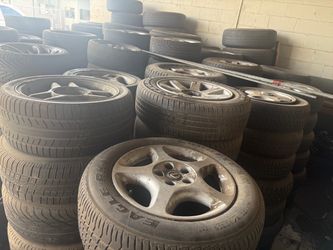 Used Tires and Alloy Wheels Lot