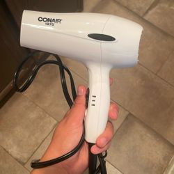 Blow Dryer 