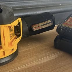 20V MAX XR Cordless Brushless 5 in. Random Orbital Sander