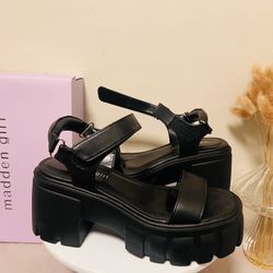 MADDEN GIRL PLATFORM HEELS 7.5