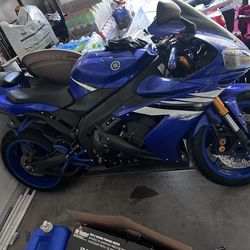 Yamaha r1000