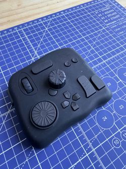 TourBox Neo (wired)