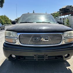2005 gmc yukon denali (Only parts———Solo partes)