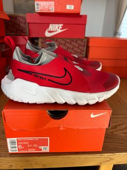 Nike Flex Runner 2 Athletic Shoes Size 6Y in Red Fits Women’s Size 7.5