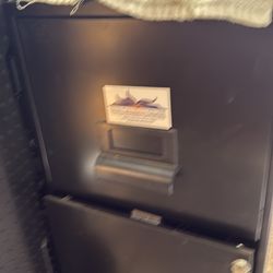 2 door metal file cabinet