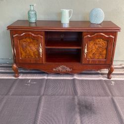 French Provincial Style TV Stand 