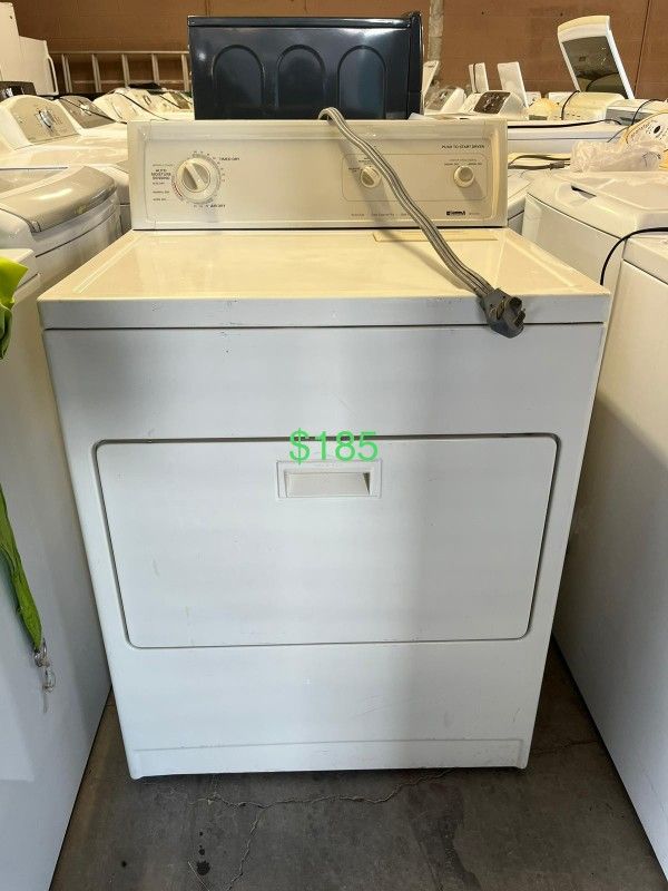Nice Kenmore Electric Dryer.