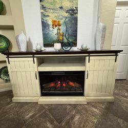 Beautiful White Fireplace /tv Stand 5 Colors Of Flames 78” Inch Long 