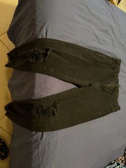 Size 2 American Eagle Black Ripped Jeans