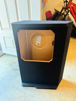Kicker L7 sub box