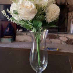 10 Vases (flowers Not Included)