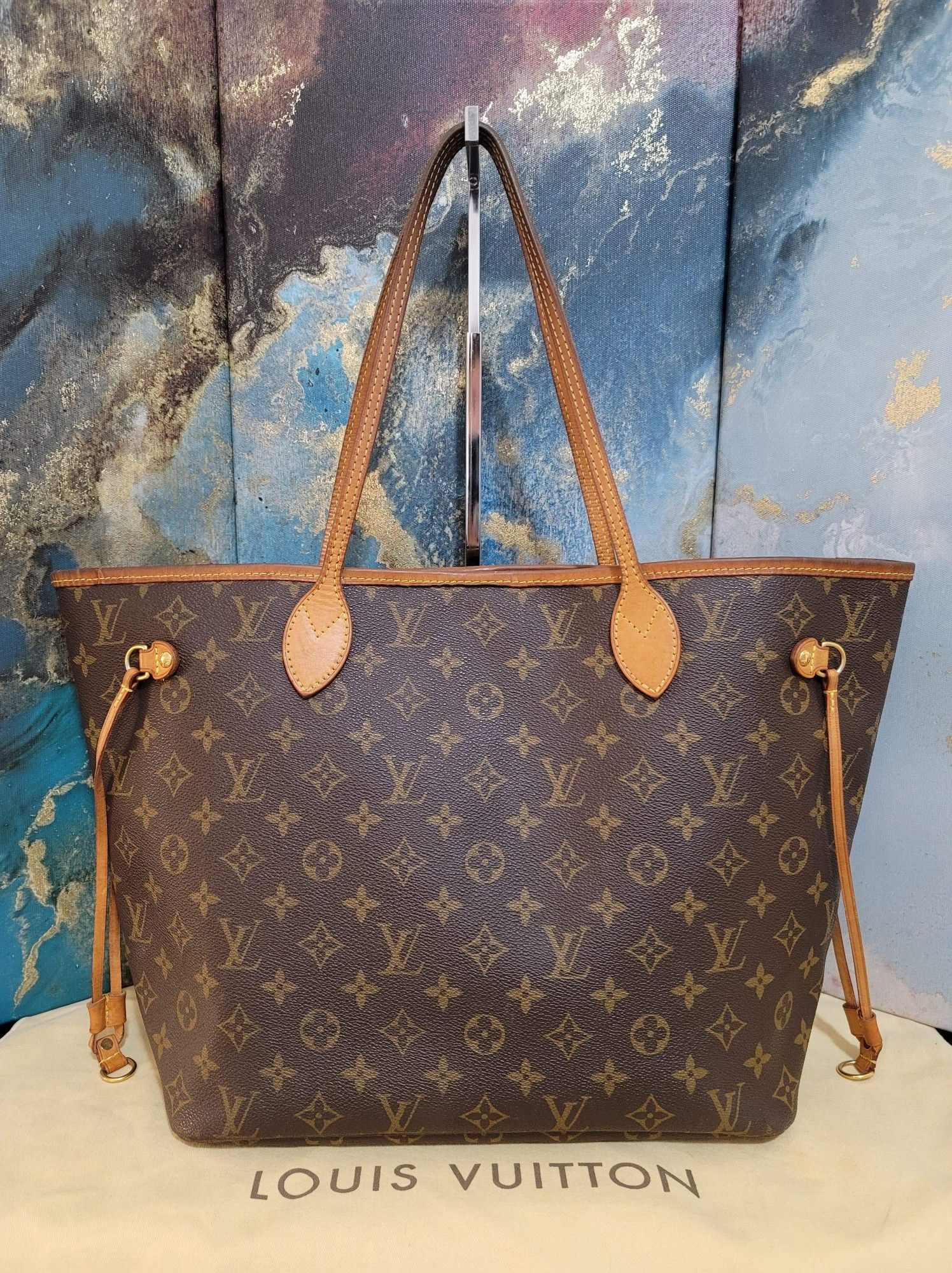 Authentic Louis Vuitton Neverfull MM Tote / Shoulder Bag