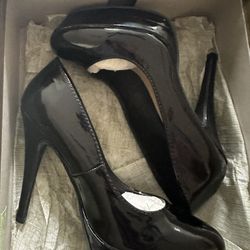 Women’s Shoes