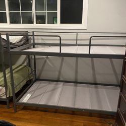Beds 🛌 Two Bunk Beds 