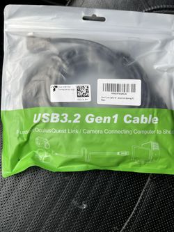 USB 3.2 to USB C Cable - Oculus Quest Link/Camera Connection