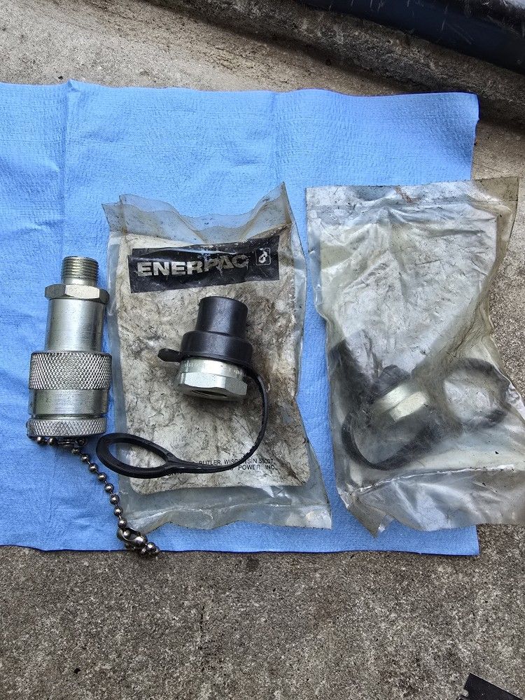 Enerpac cr400 and two brand new enerpac CH604 / CH6040- Read full description