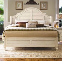 4 Piece King Size Bedroom Set