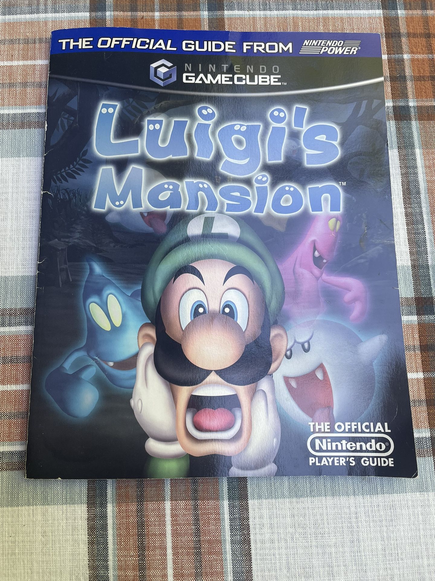 Nintendo Player’s Guide Luigi’s Mansion 