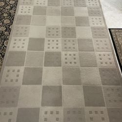 6’ 7” X 9’ 8” IKEA “VIUM” Area Rug