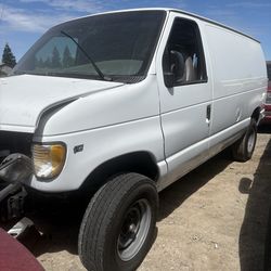 1997 Ford E250 Part Out 0232