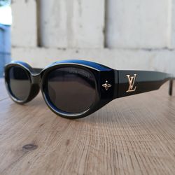 Woman luxury glasses