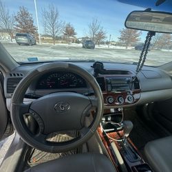 2005 Toyota Camry LE 