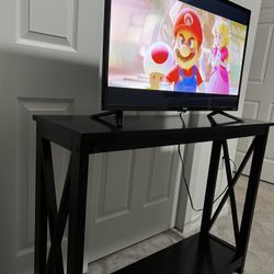 32’ ONN. TV With TV MOUNT REMOTE & STAND 