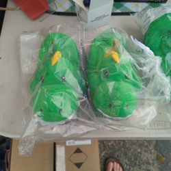Green Dinosaur Slippers Medum