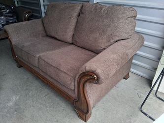 2 sofas
