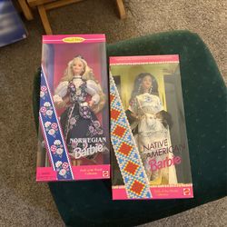 NORSUEGIAN Barbie And Native AMERICAN Barbie