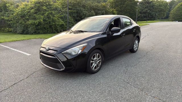 2017 Toyota Yaris iA