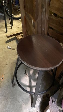 Metal stool