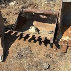 4 Ft Wayne Roy Backhoe  Bucket