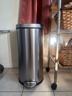 Waste Bin or Recycling- Step Can- Simplehuman