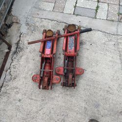 2 Gatos Para Carro Pequeño Los  2 X $25 Uno $15