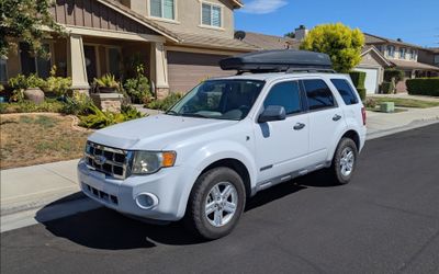 2008 Ford Escape Hybrid - 2WD, Low Miles, Great Gas Mileage!