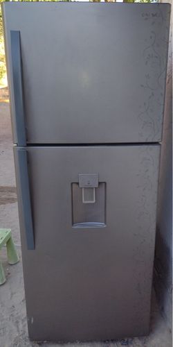 Apartment size refrigerator