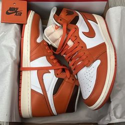 Woman Air Jordan 1 High OG ‘Starfish’