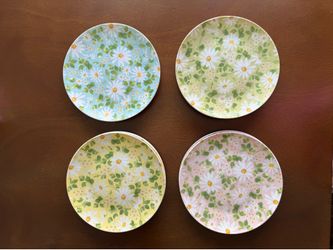 Mikasa Fancy Bone China 14 Plates 9”