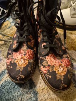 Flower Doc Martin