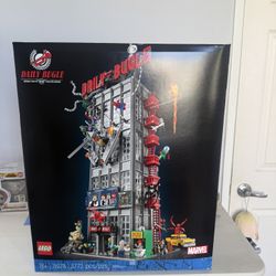 Large Lego Spider-Man Lego Set Daily Bugle UCS 