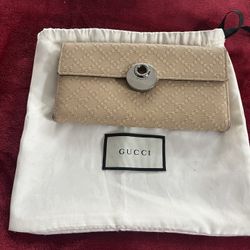 Gucci Beige Wallet