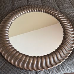 Large Round Mirror 35” 