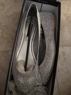 Madden girl flats size 7.5