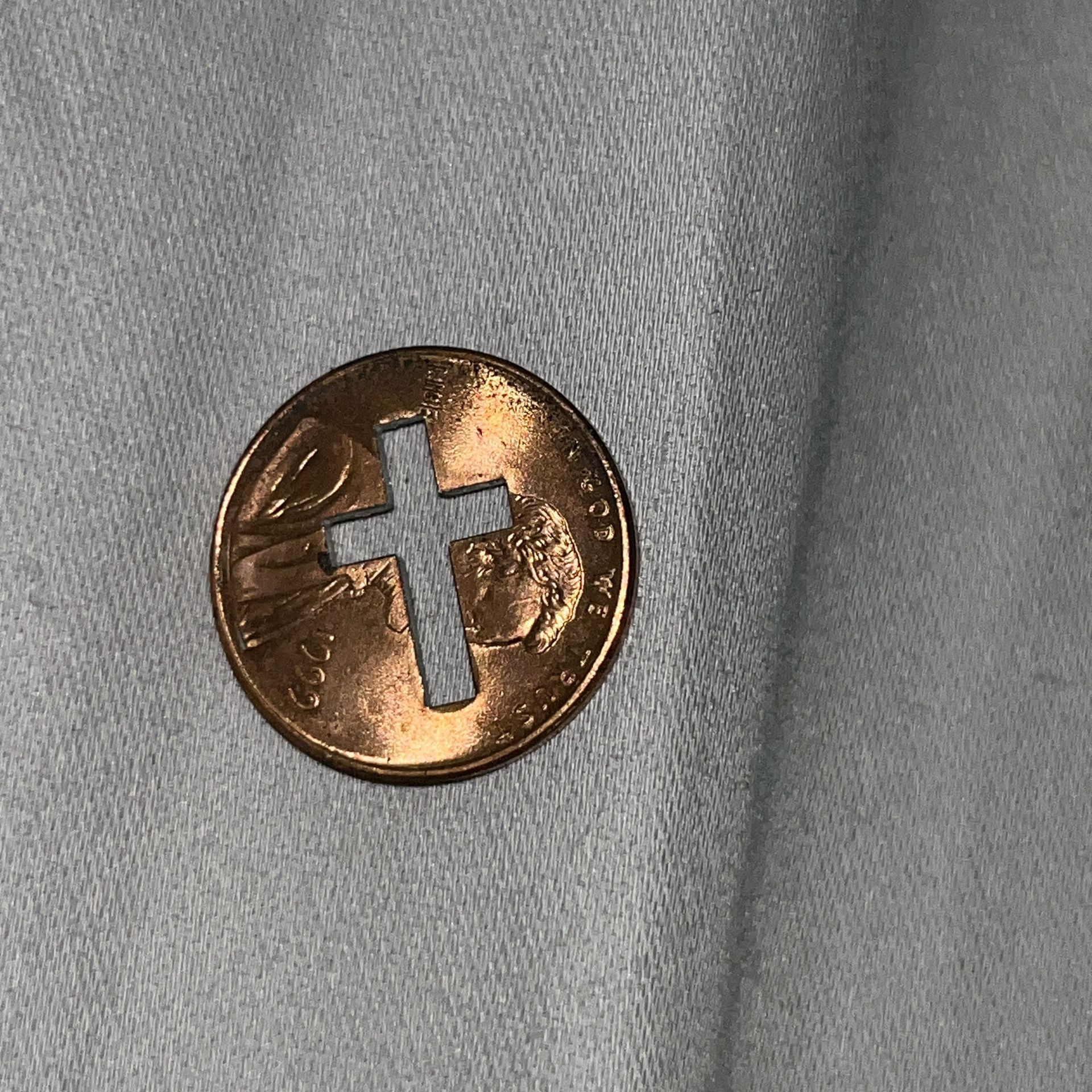 Penny Cross Coin Collectible B099