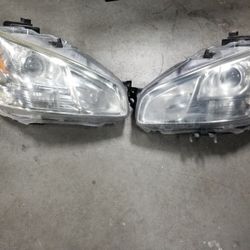 2009-2012 Nissan maxima OEM headlights