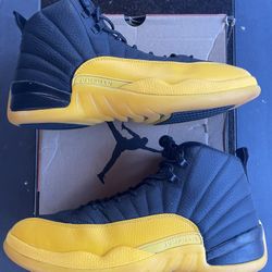 Jordan 12 Retro University Gold