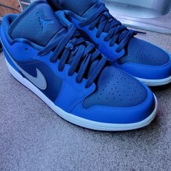 Jordan 1 low 9.5