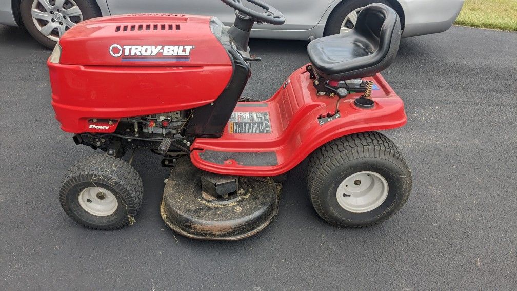 Troy Bilt Tractor. $350