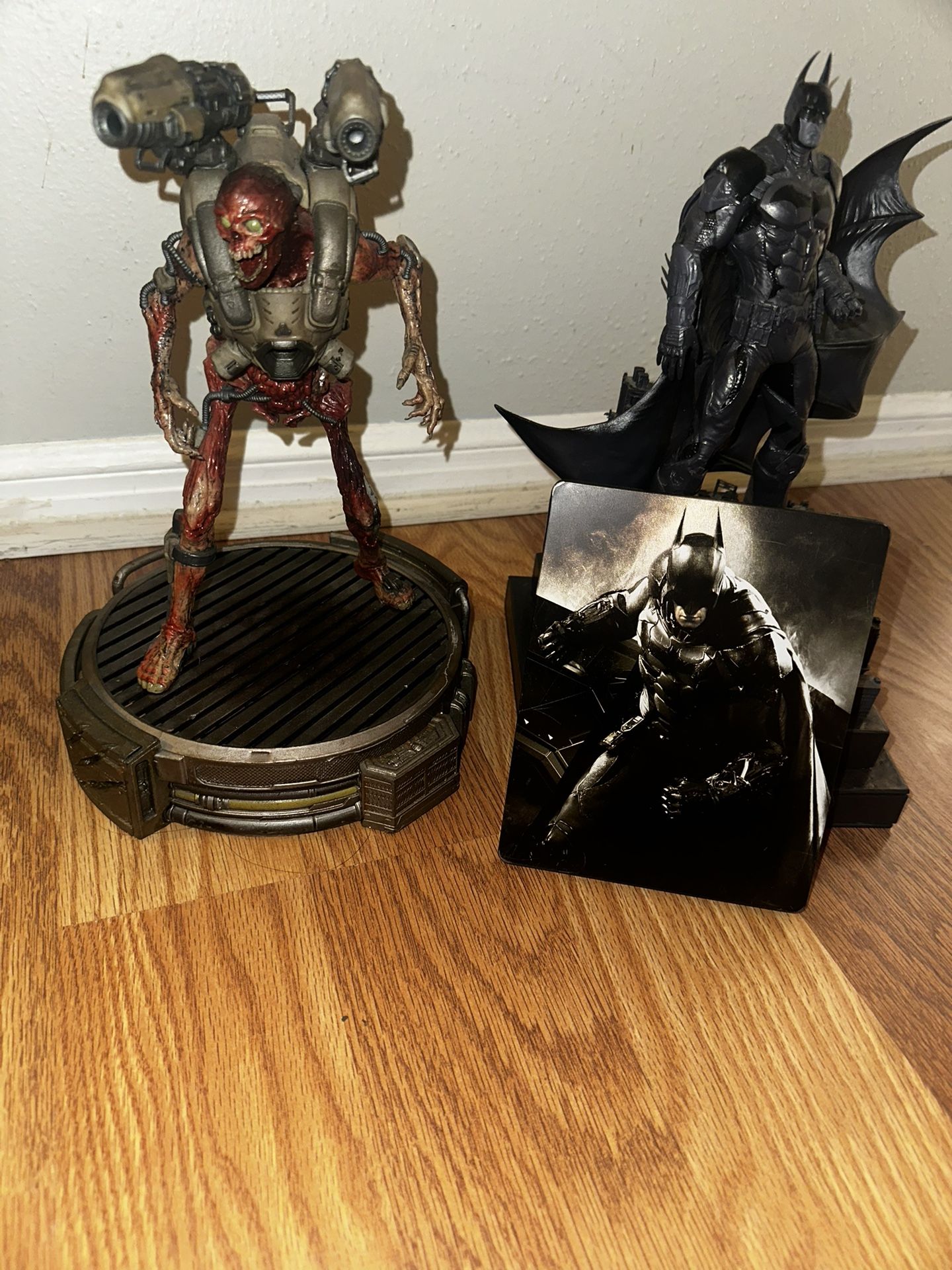 Collectible Statue Bundle